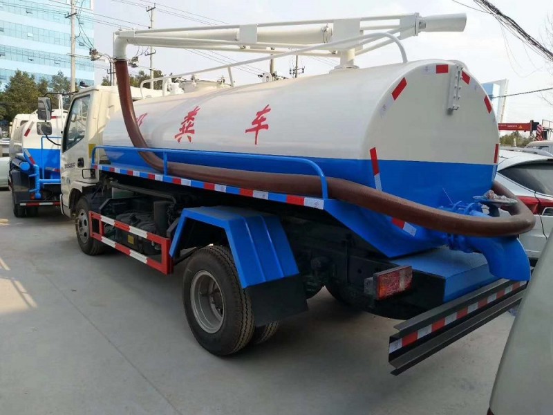 凱馬2方藍牌吸糞車