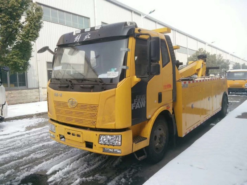 解放單橋拖吊聯體（一托一）清障車